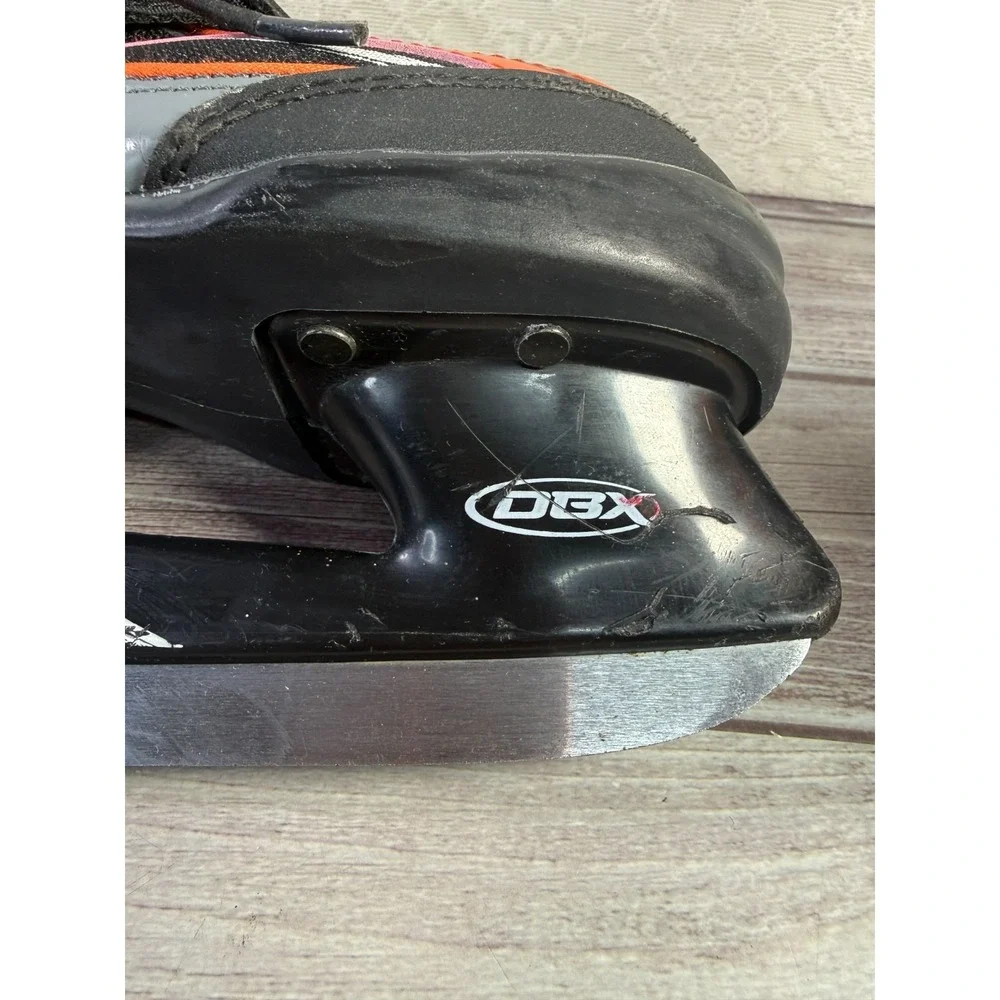 DBX‎ Boys/Girls Adjustable Ice Skates Size (1-4) youth/kids